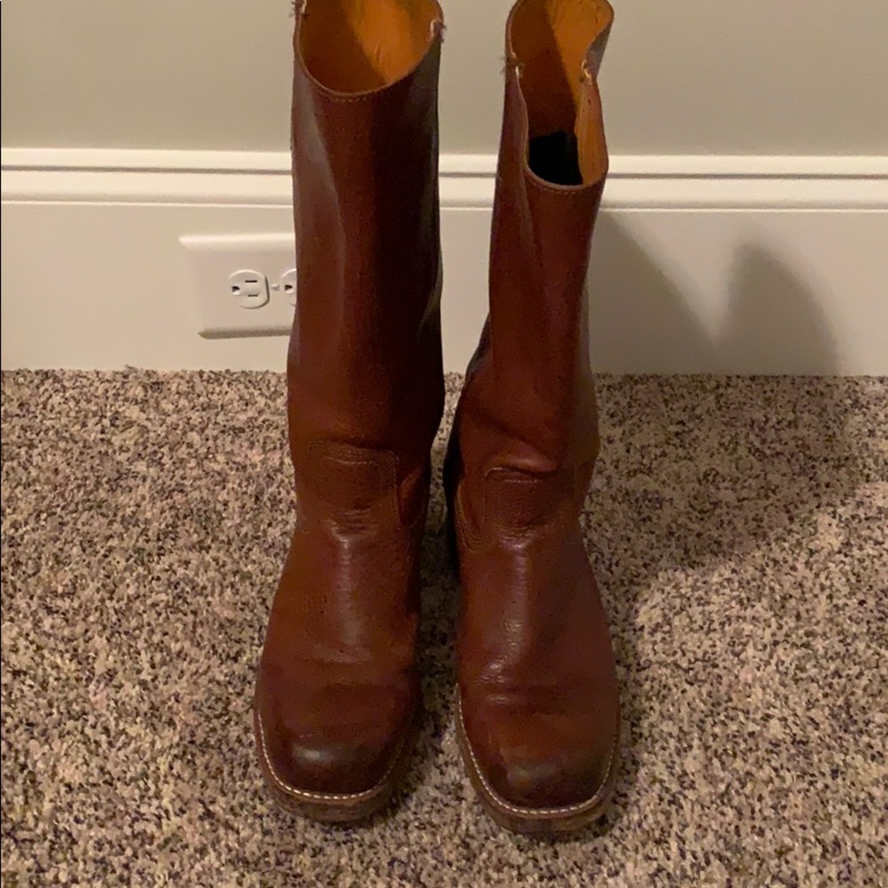 Frye Campus 14L